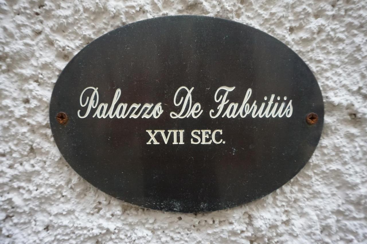 Palazzo De Fabritiis Bed & Breakfast Rosciano  Luaran gambar