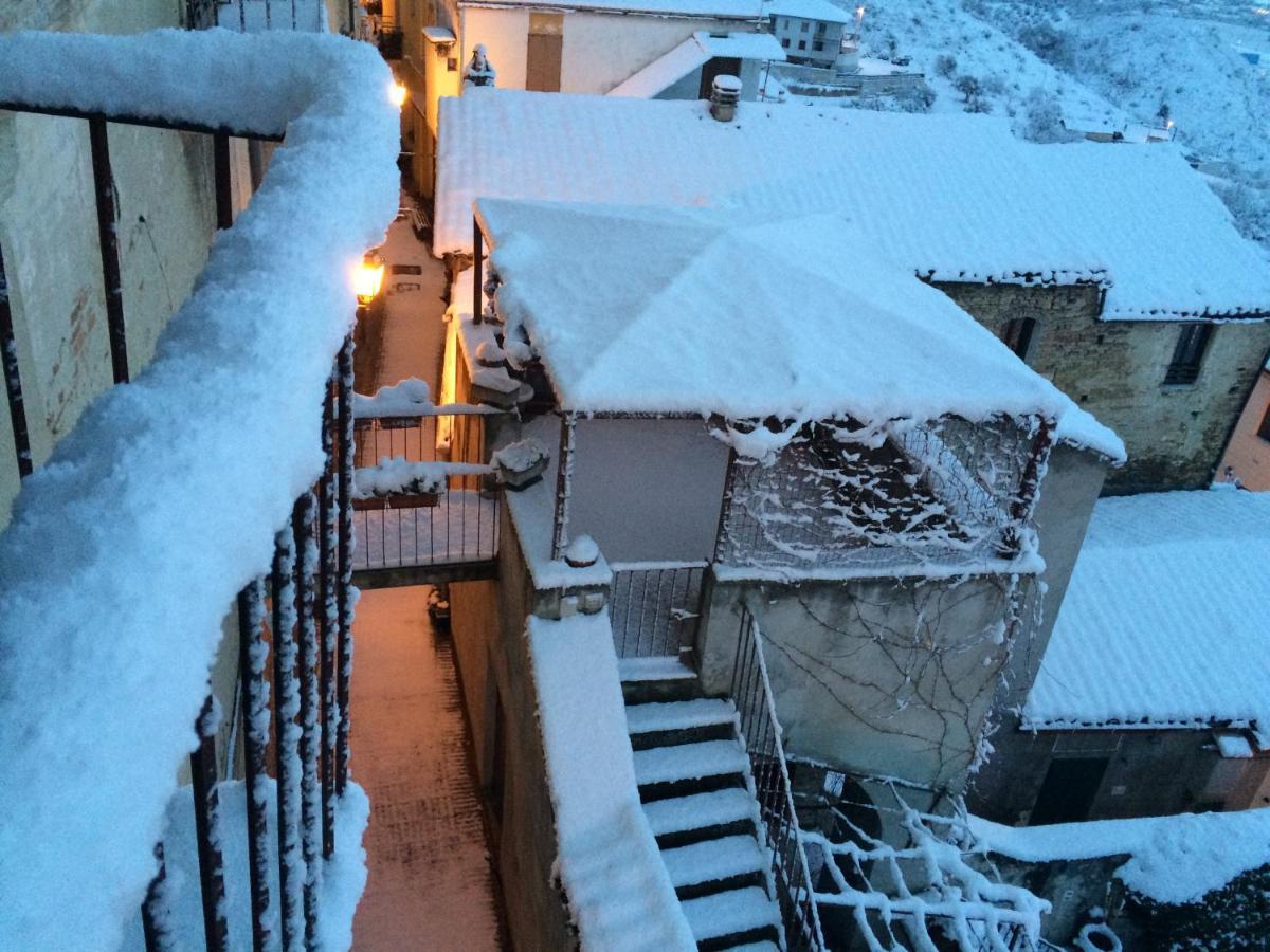 Palazzo De Fabritiis Bed & Breakfast Rosciano  Luaran gambar