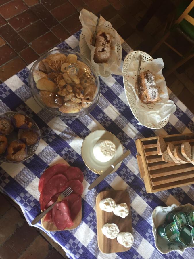 Palazzo De Fabritiis Bed & Breakfast Rosciano  Luaran gambar