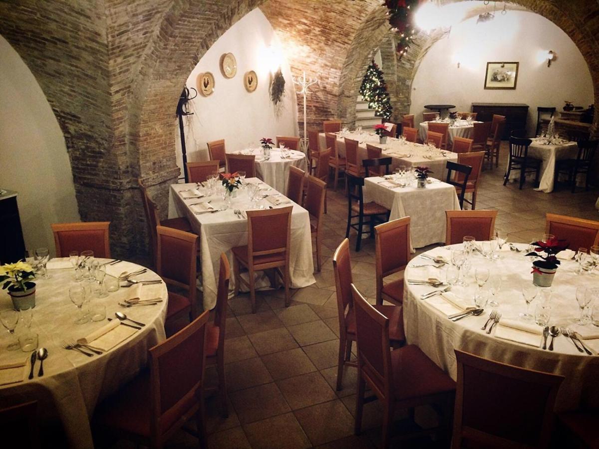 Palazzo De Fabritiis Bed & Breakfast Rosciano  Luaran gambar